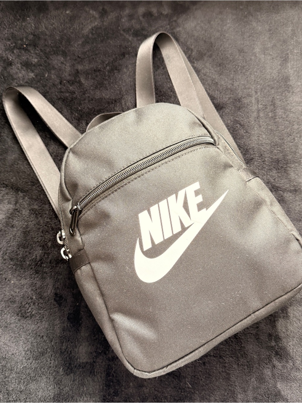 Nike Futura 365 Mini Backpack